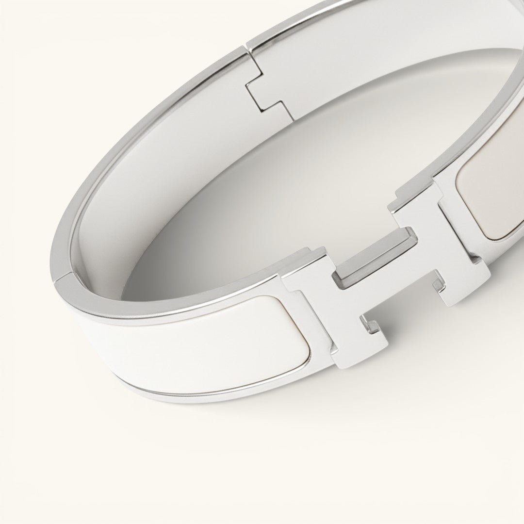 Helene Elegant Bracelet